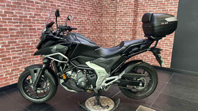 Honda NC750X Manual